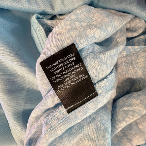 NEW with tags (NET) Franchesca’s Denim Blue with White Floral Print Romper - Picture 12 of 12